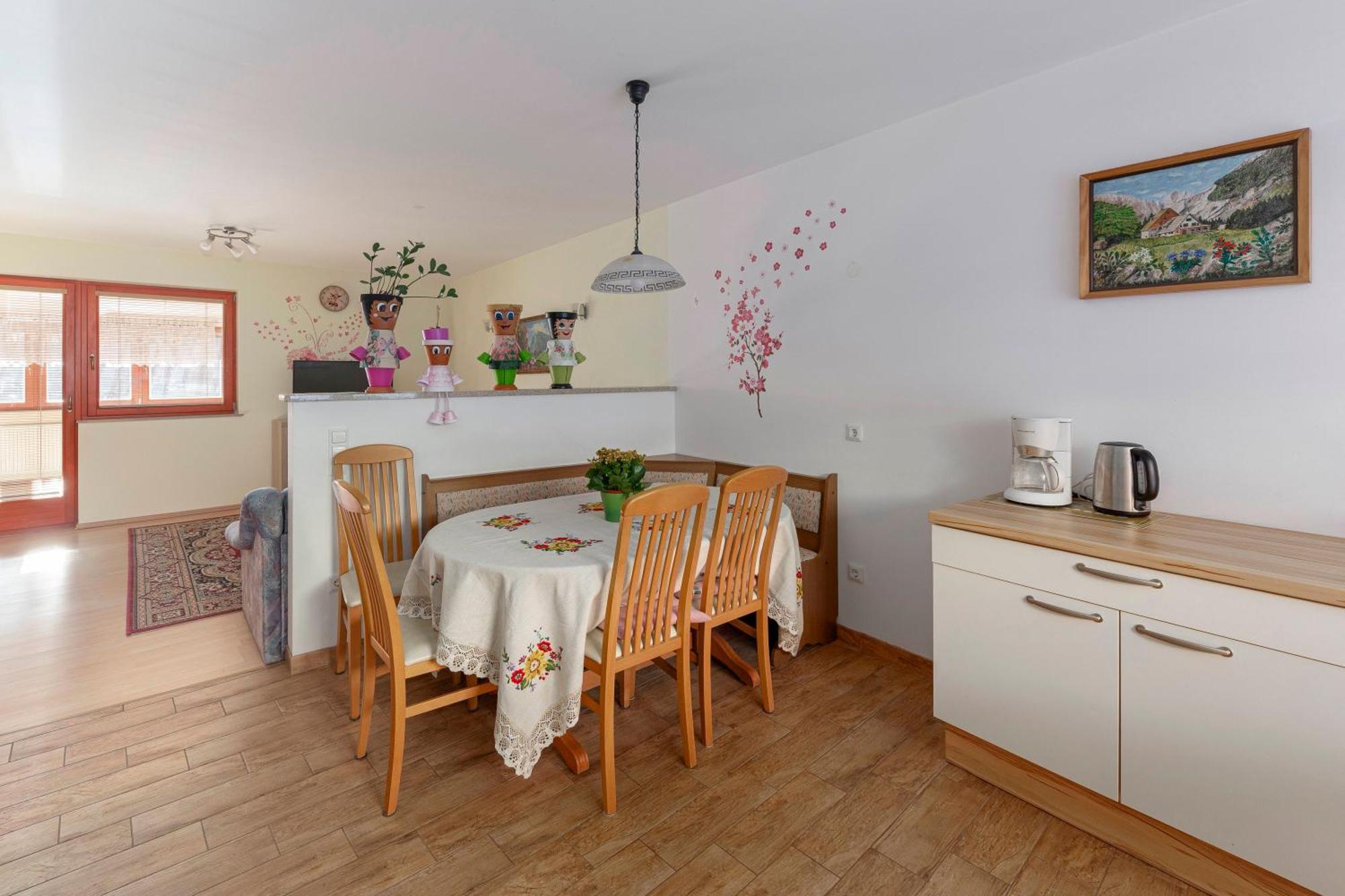 Apartment Pr' Kavac Ратече Экстерьер фото
