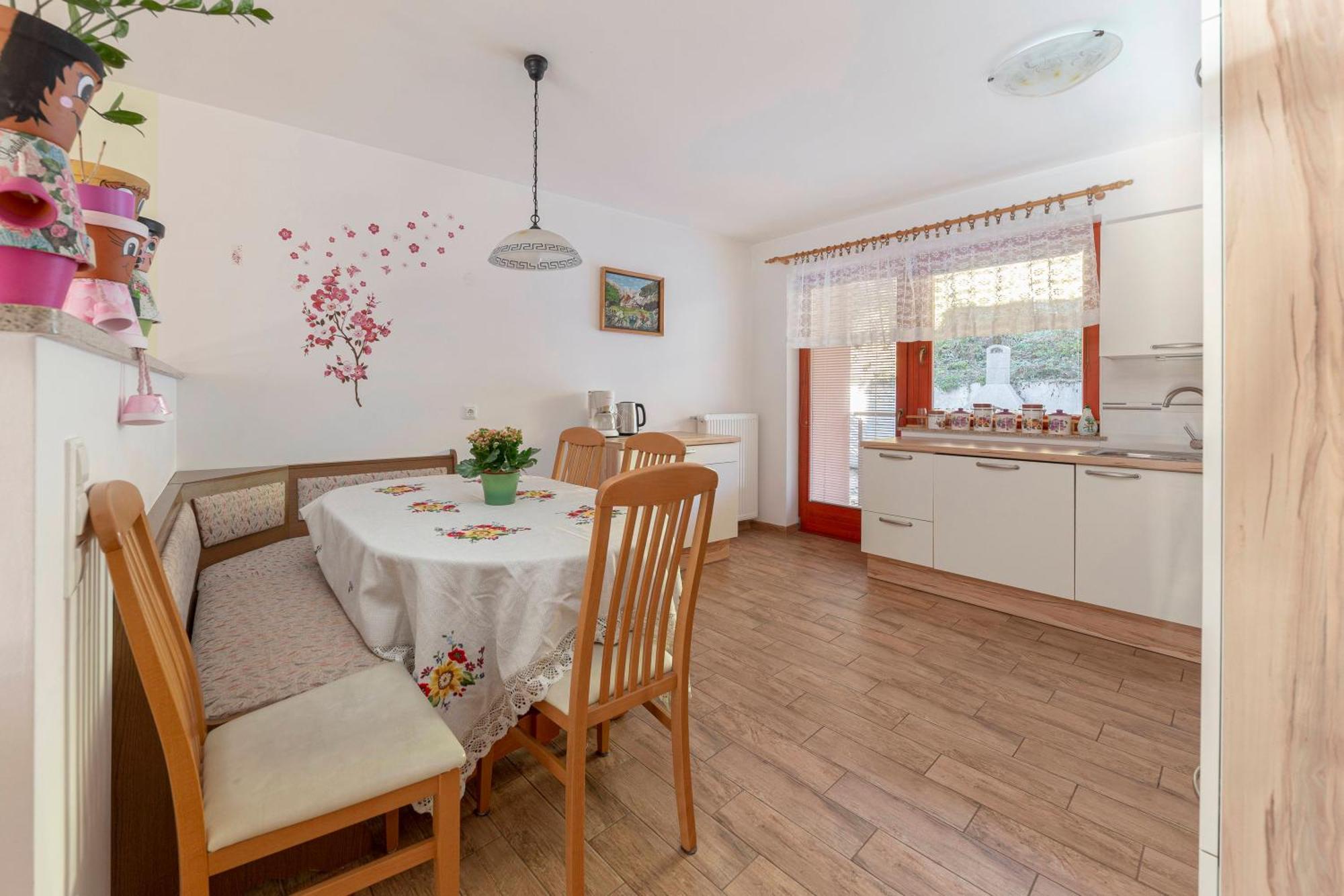 Apartment Pr' Kavac Ратече Экстерьер фото